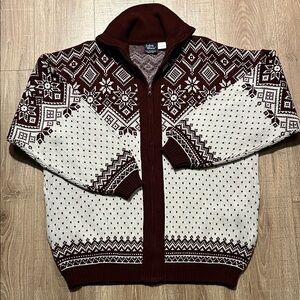 Men's Nordic Pattern Zip-Up Sweater